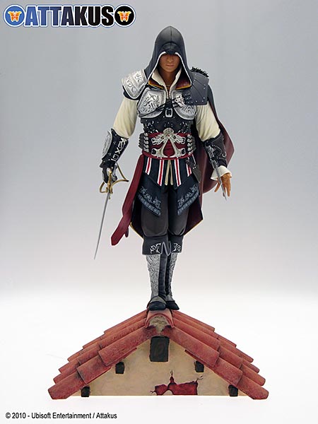 Assassin's Creed (Multi) 2007 Statue-Attakus-EzioMasterPVC-01